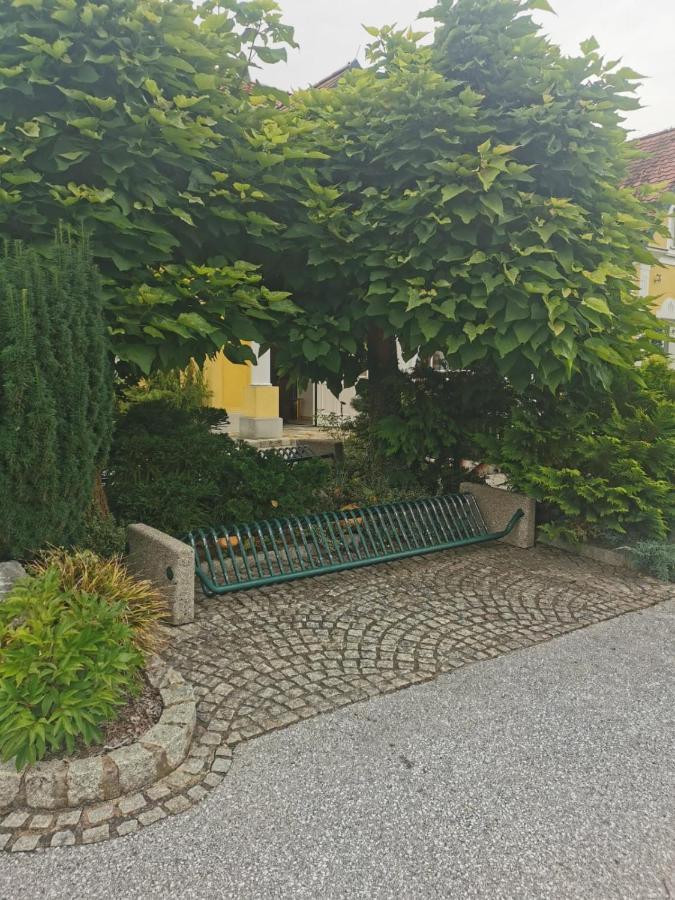 Landcafe Auszeit Hotel Albersdorf Kültér fotó