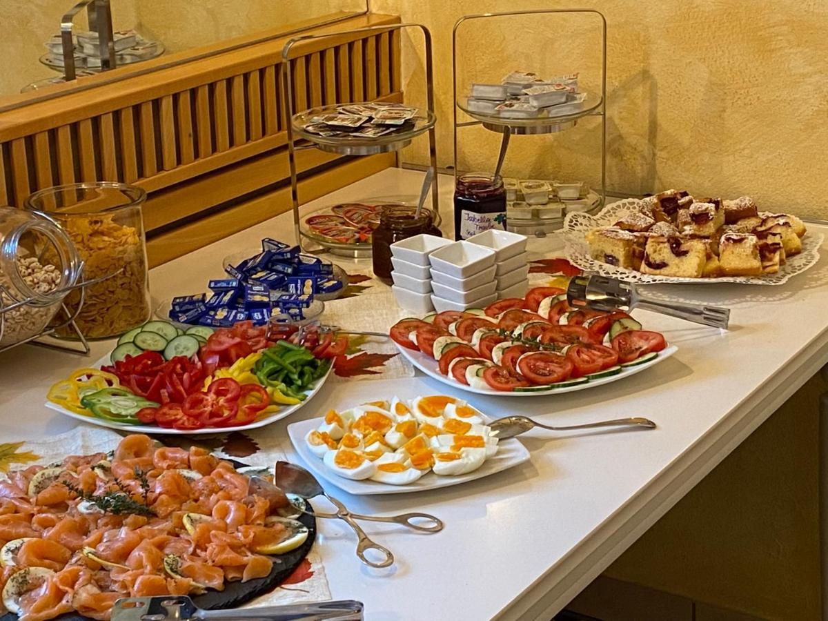 Landcafe Auszeit Hotel Albersdorf Kültér fotó