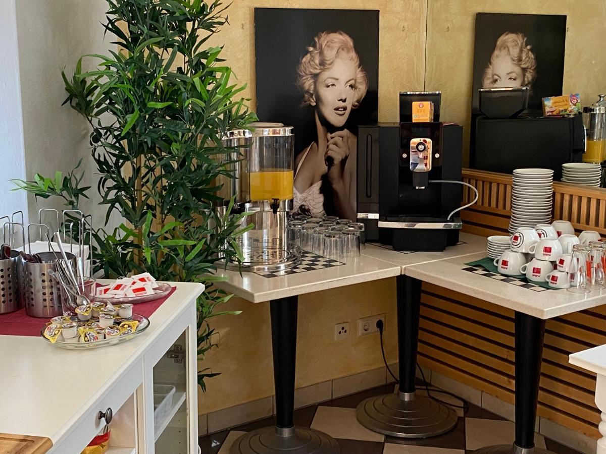 Landcafe Auszeit Hotel Albersdorf Kültér fotó